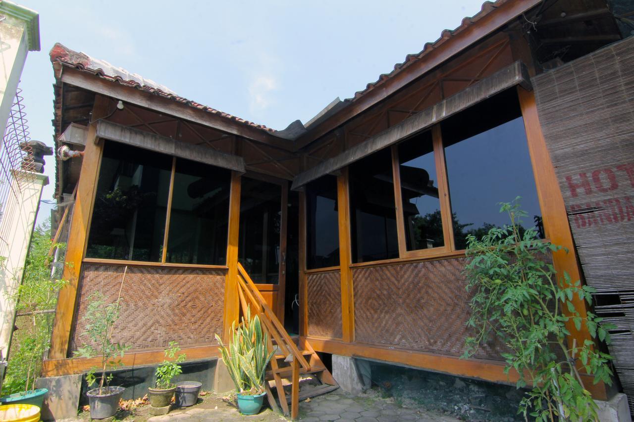 Hotel Bandara Asri Kalasan Extérieur photo