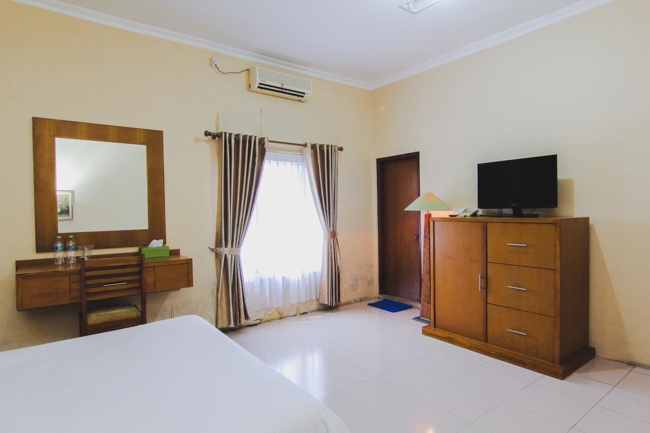 Hotel Bandara Asri Kalasan Extérieur photo