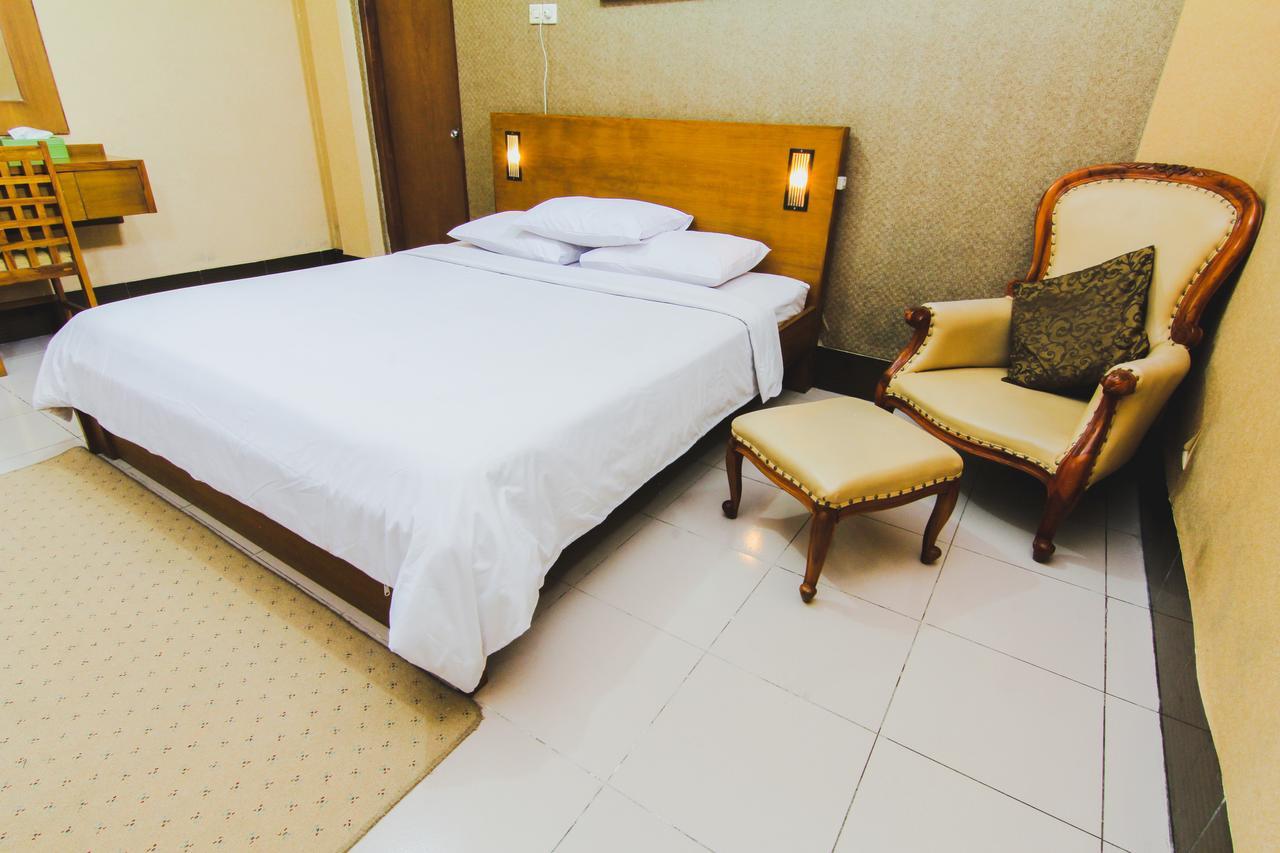 Hotel Bandara Asri Kalasan Extérieur photo